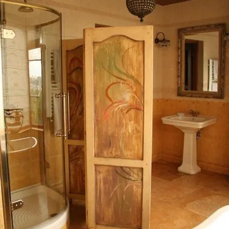 Hotel Gralis
