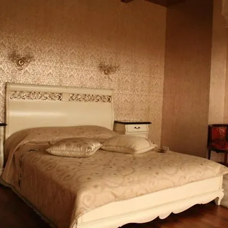 Gralis Hotel