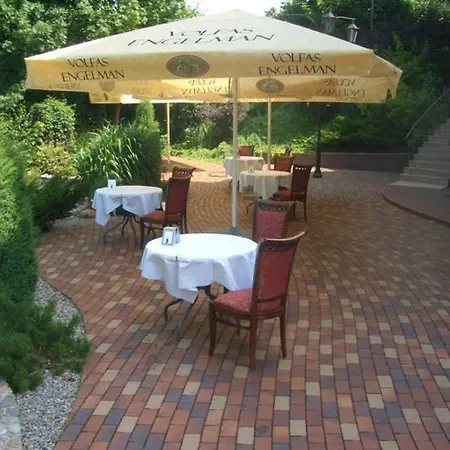Hotel Gralis